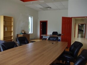 19 Rue De La Coopérative, Rigaud, QC for sale Interior Photo- Image 2 of 6