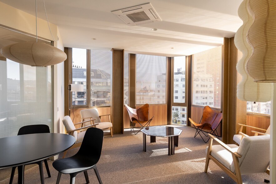 Plaça d'Urquinaona, 6, Barcelona, Barcelona for lease - Interior Photo - Image 3 of 5