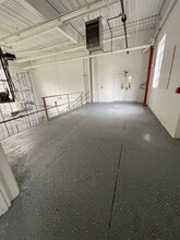 504 Hazard Ave, Enfield, CT for lease Interior Photo- Image 1 of 3