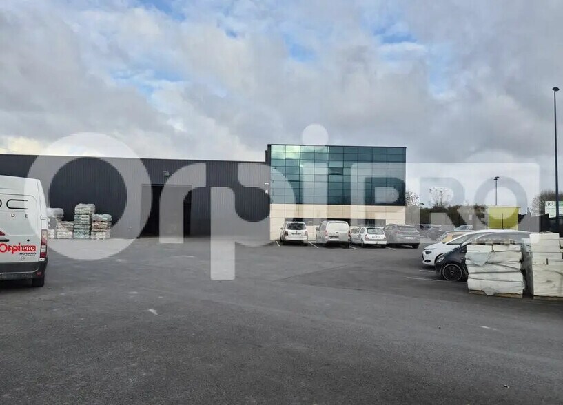 Flex in Ormes for lease - Building Photo - Image 2 of 12