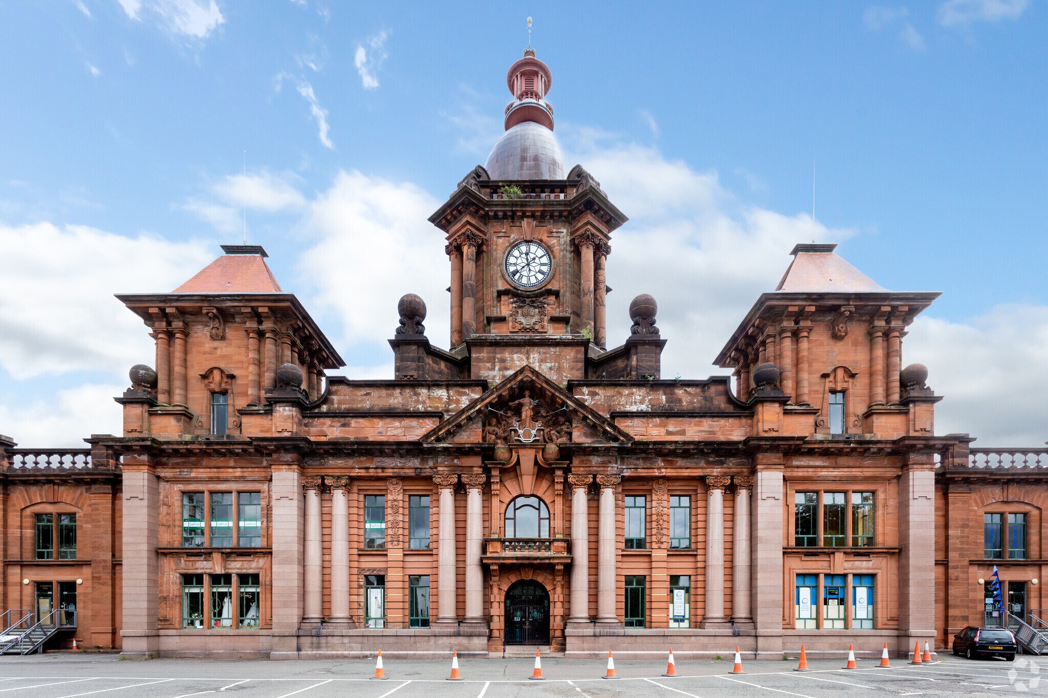 Main St, Alexandria for sale Primary Photo- Image 1 of 1