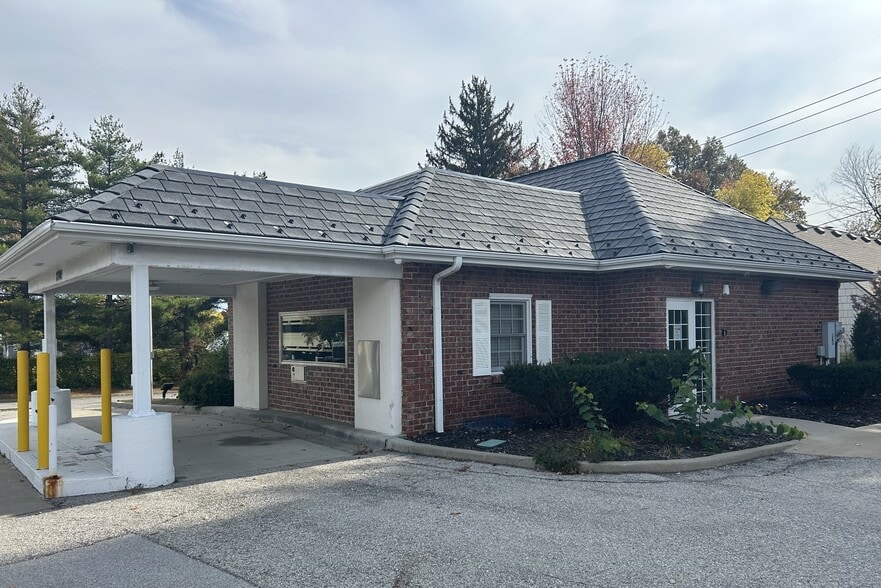 2701 Shawnee Mission Pky, Fairway, KS for sale - Building Photo - Image 3 of 3