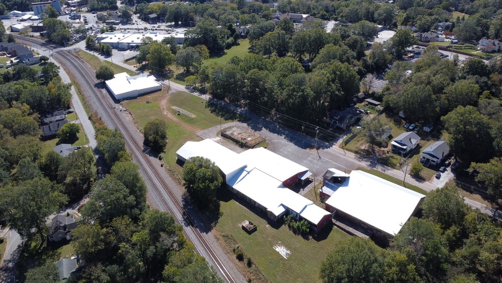 Old Easley Mill - Cumberland Ave portfolio of 8 properties for sale on LoopNet.com - Building Photo - Image 2 of 6