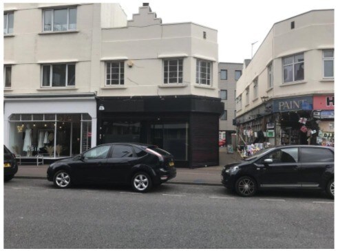 109-111 Broadway W, Leigh On Sea for sale Primary Photo- Image 1 of 1