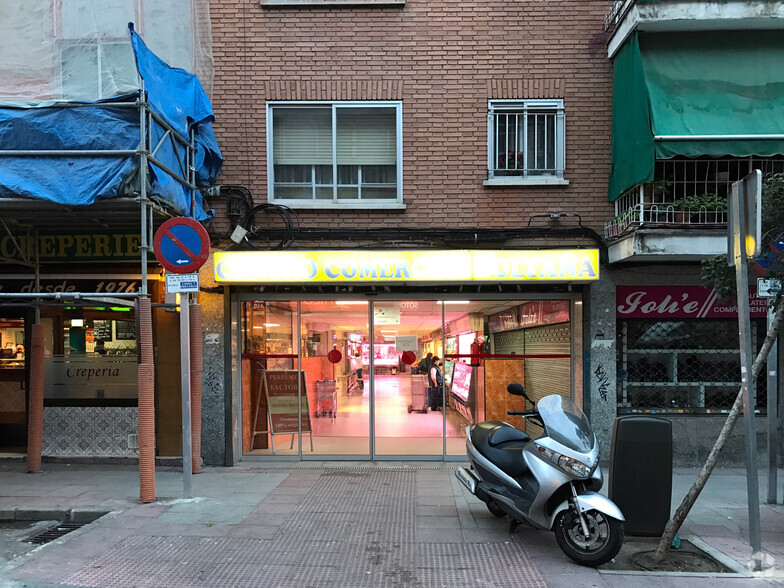 Calle De Boltaña, 19, Madrid, Madrid for lease - Building Photo - Image 2 of 2