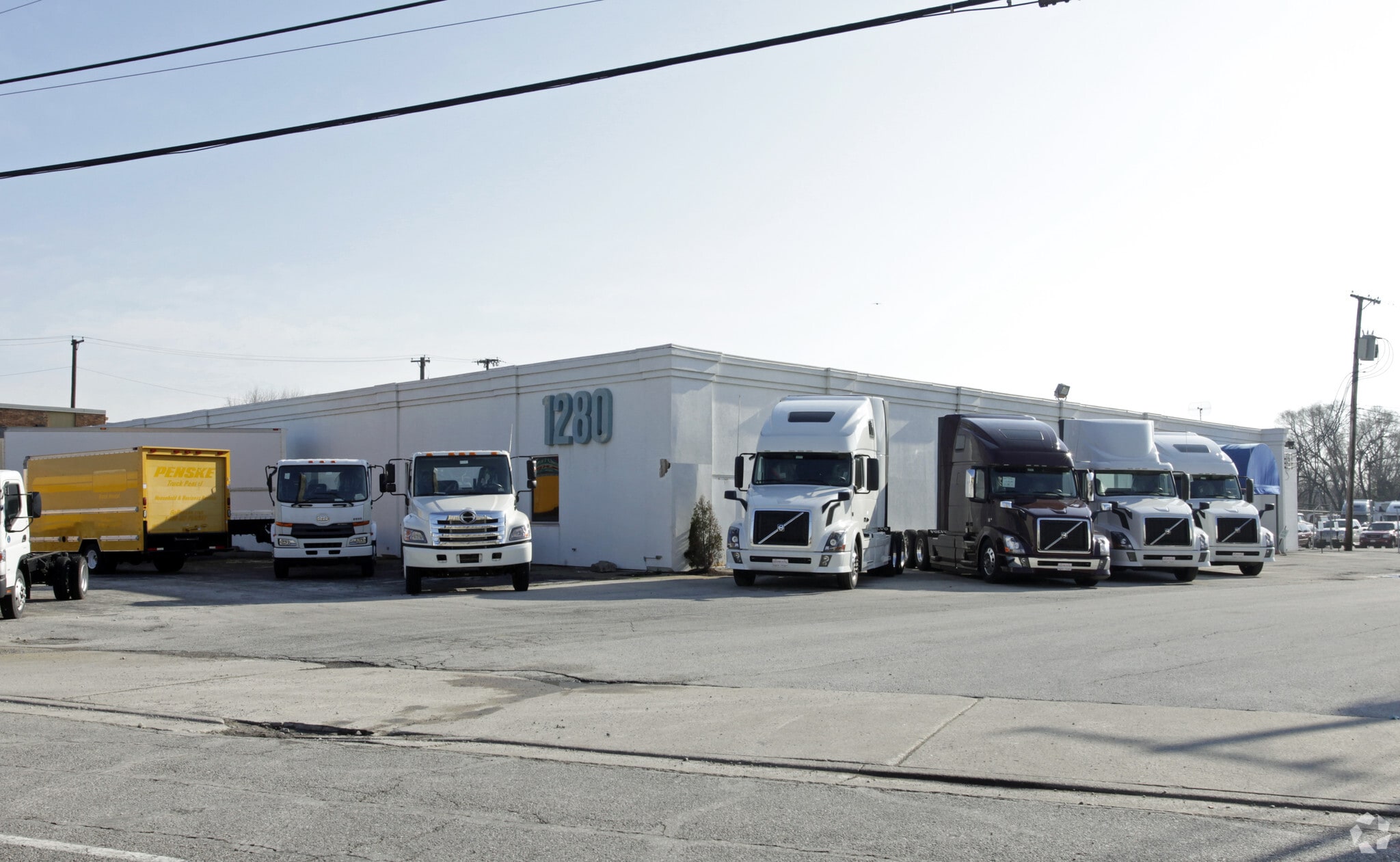 Retail in Maumee, OH for sale Primary Photo- Image 1 of 1