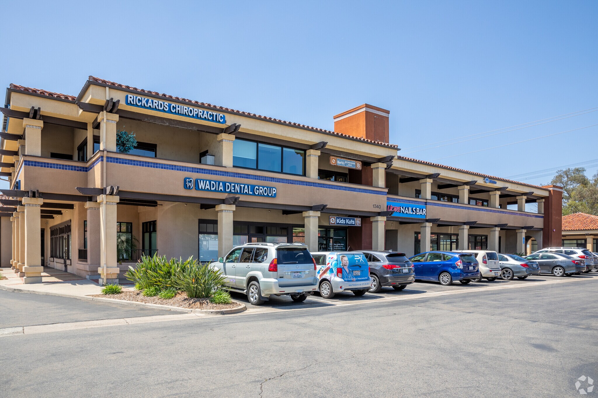 13201340 W Valley Pky, Escondido, CA 92029 West Valley Plaza