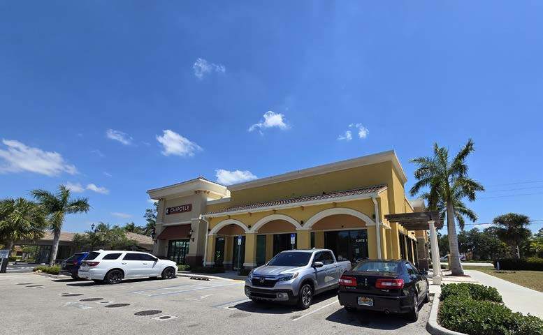 22941 Lyden Dr, Estero, FL for lease - Building Photo - Image 2 of 11