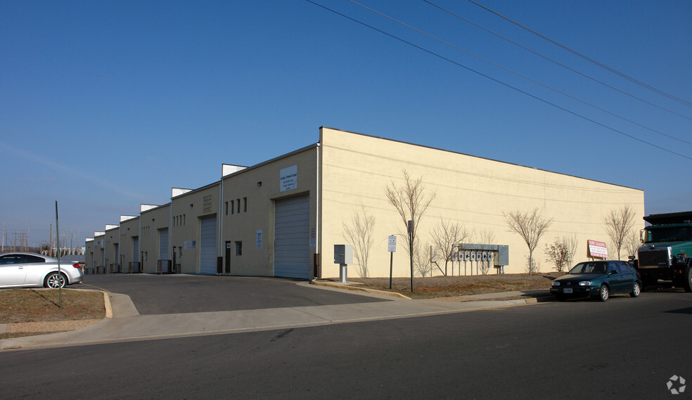 10456-10468 Colonel Ct, Manassas, VA for lease - Building Photo - Image 2 of 3