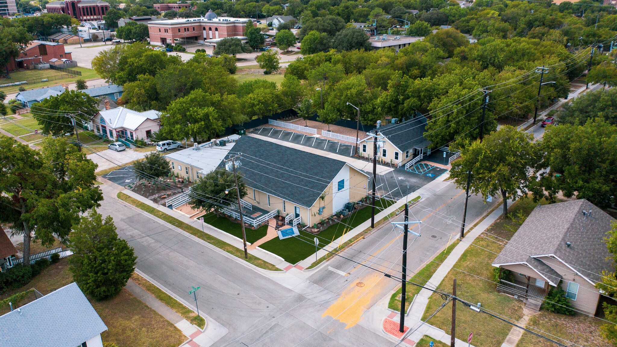 529 Bolivar St, Denton, TX 76201 Retail for Sale