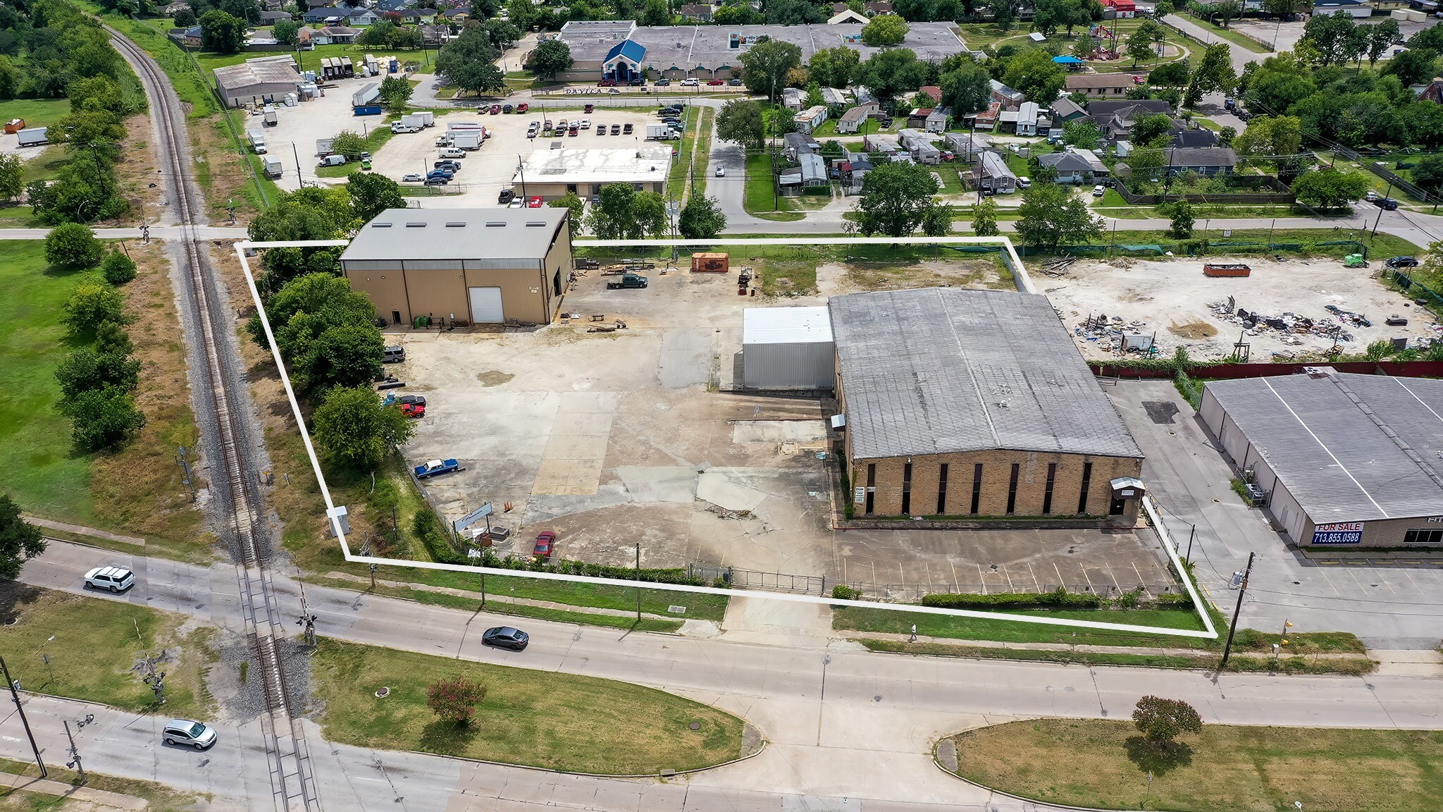 7520 Lawndale St, Houston, TX for lease Building Photo- Image 1 of 19