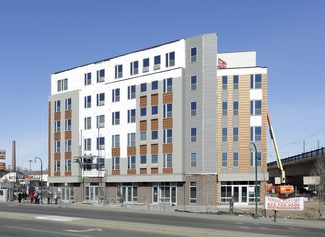 More details for 2220 E Lake St, Minneapolis, MN - Retail for Lease