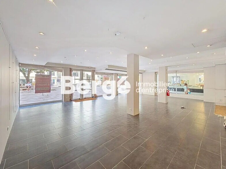 Retail in Cannes for lease - Building Photo - Image 3 of 6