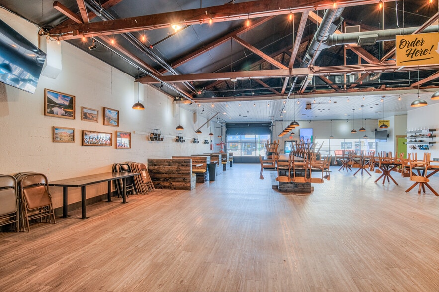 420 N Main St, Prineville, OR for lease - Interior Photo - Image 3 of 63