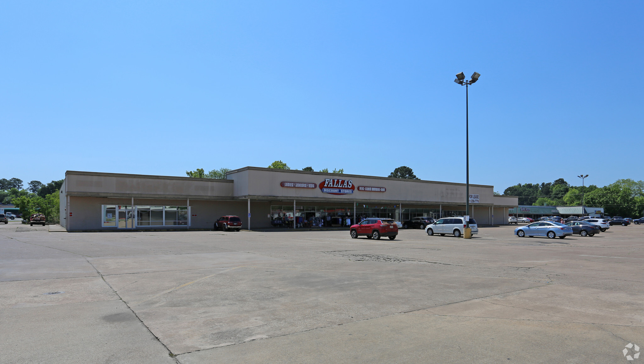 501-545 S Timberland Dr, Lufkin, TX 75901 | LoopNet