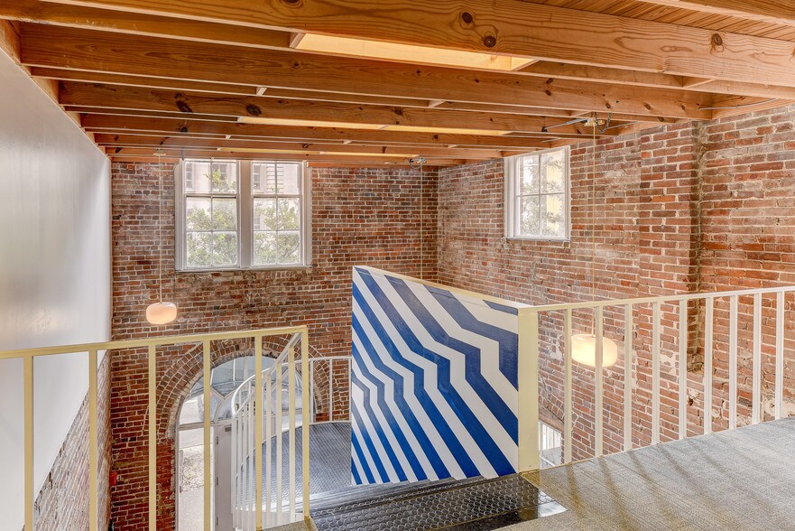 220 E Forsyth St, Jacksonville, FL for lease - Building Photo - Image 3 of 11