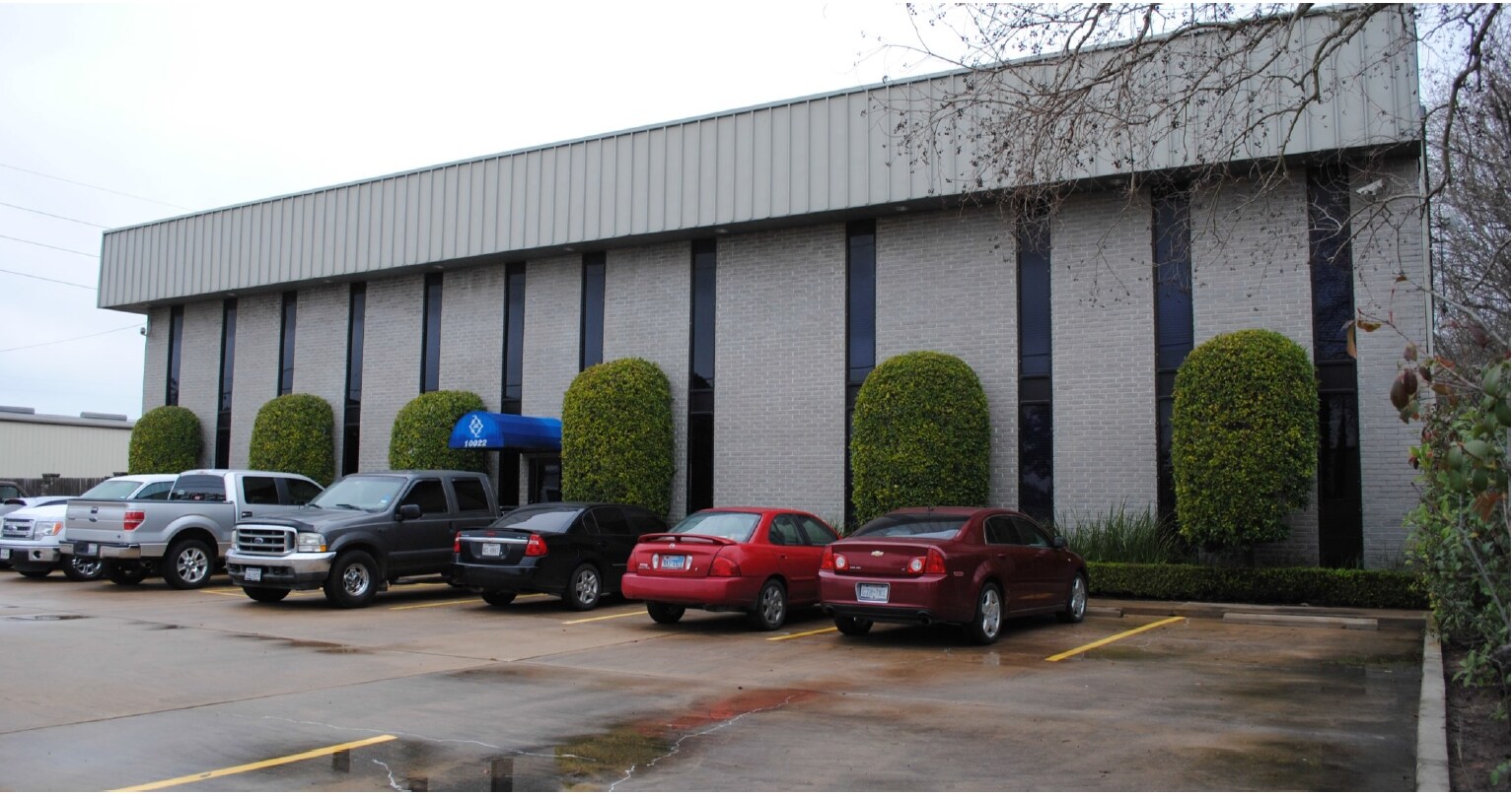 10022 Mula Rd, Stafford, TX for sale Primary Photo- Image 1 of 1