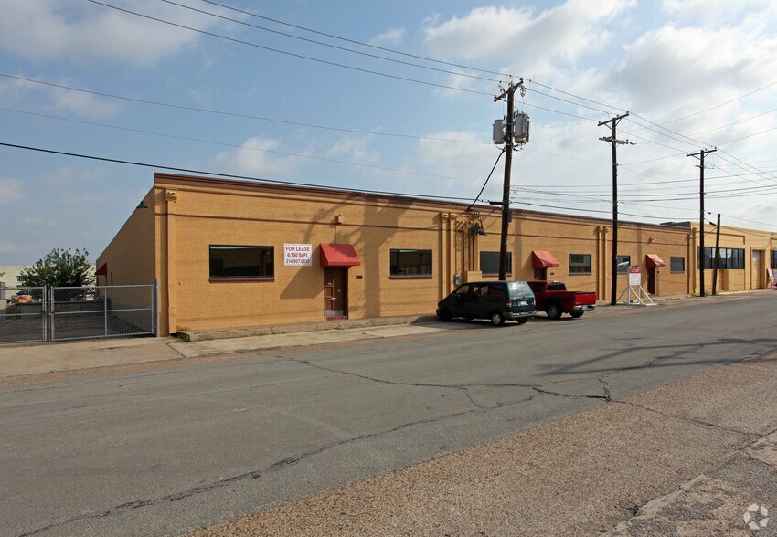 135 Howell St, Dallas, TX for sale - Primary Photo - Image 1 of 1