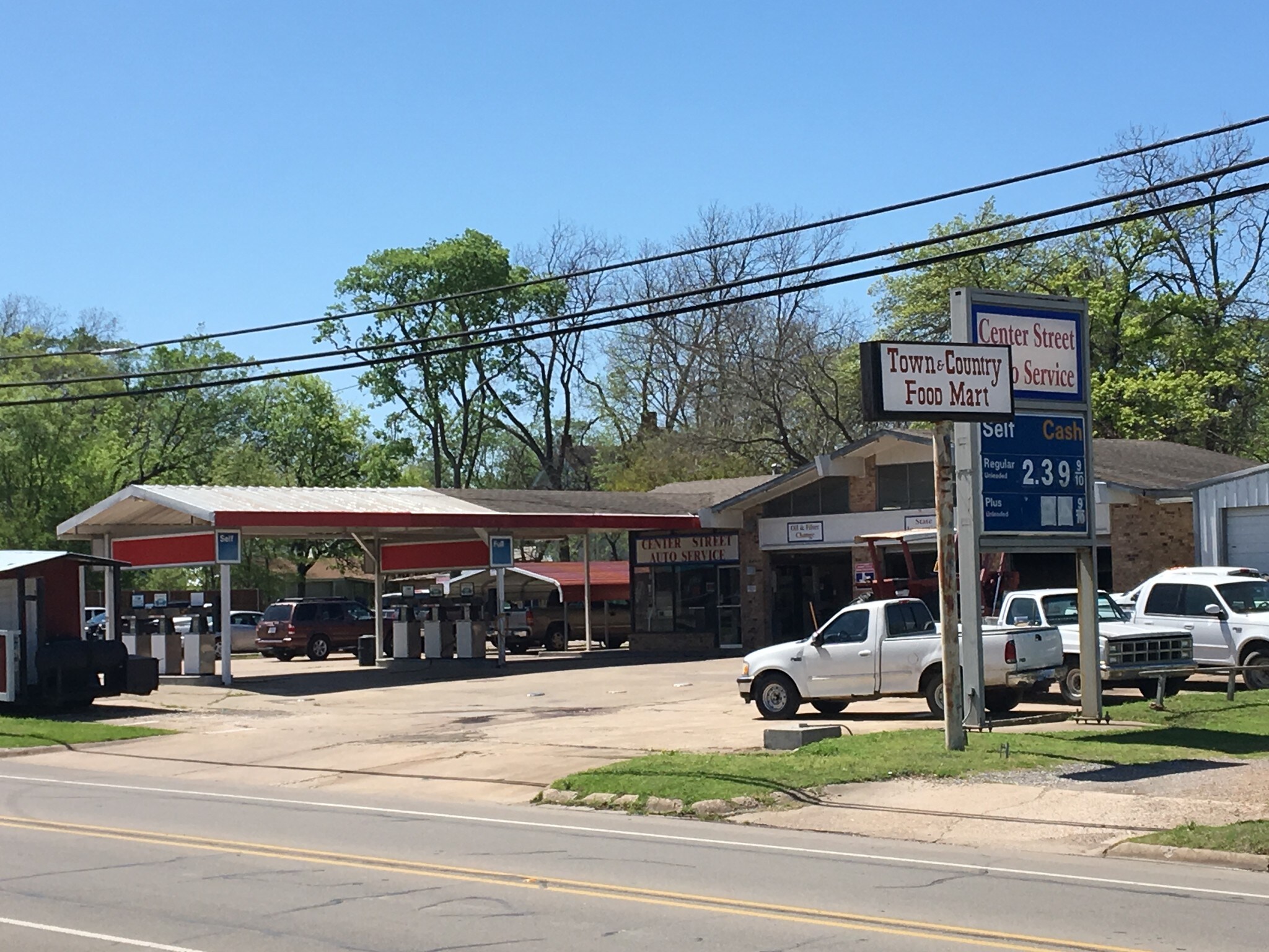 1103 N Center St, Bonham, TX for sale Primary Photo- Image 1 of 1