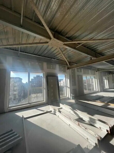 19-25 Rue De La Gare, Cachan for lease - Building Photo - Image 2 of 21