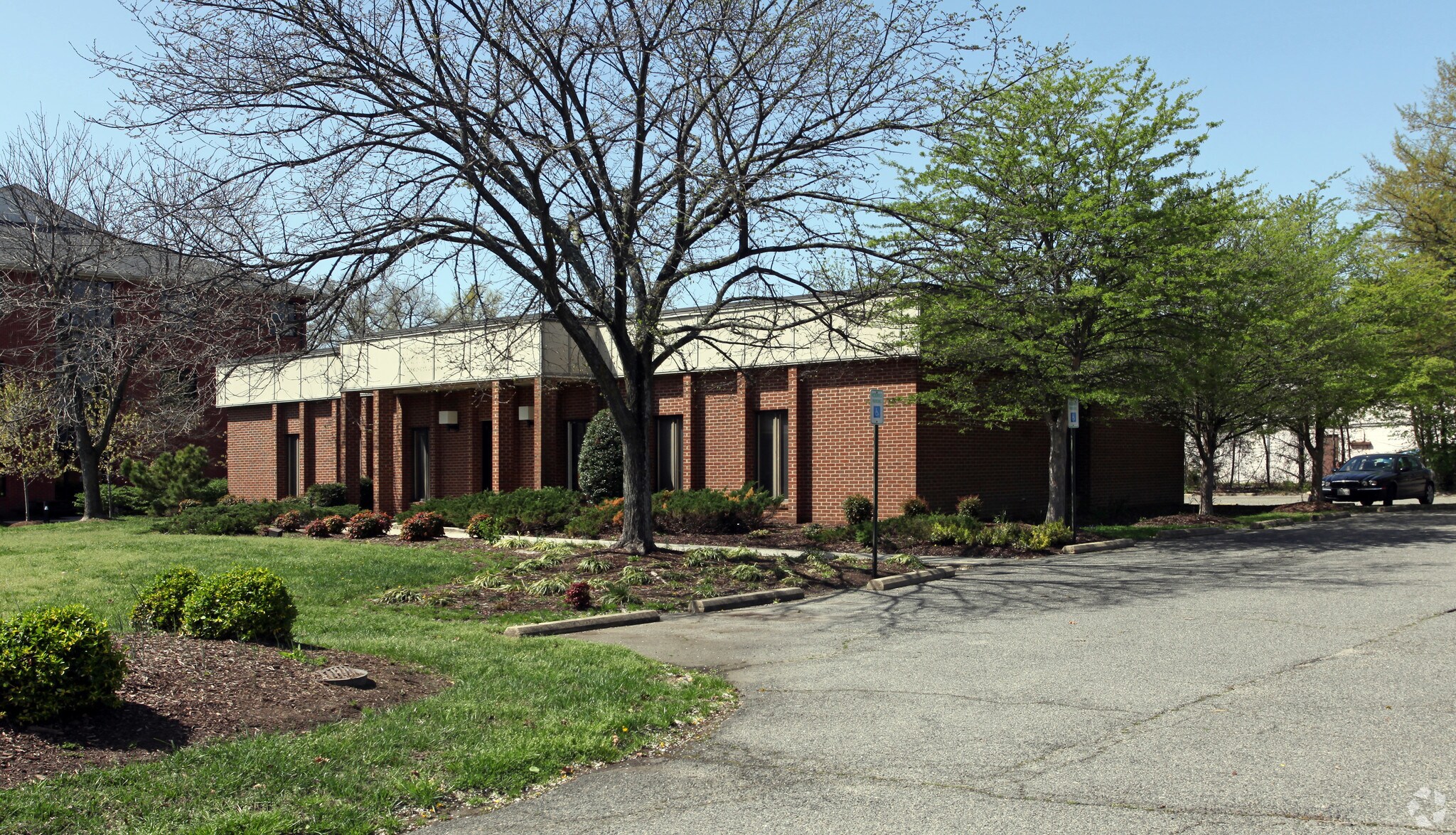8 Post Office Rd, Waldorf, MD for sale Primary Photo- Image 1 of 1