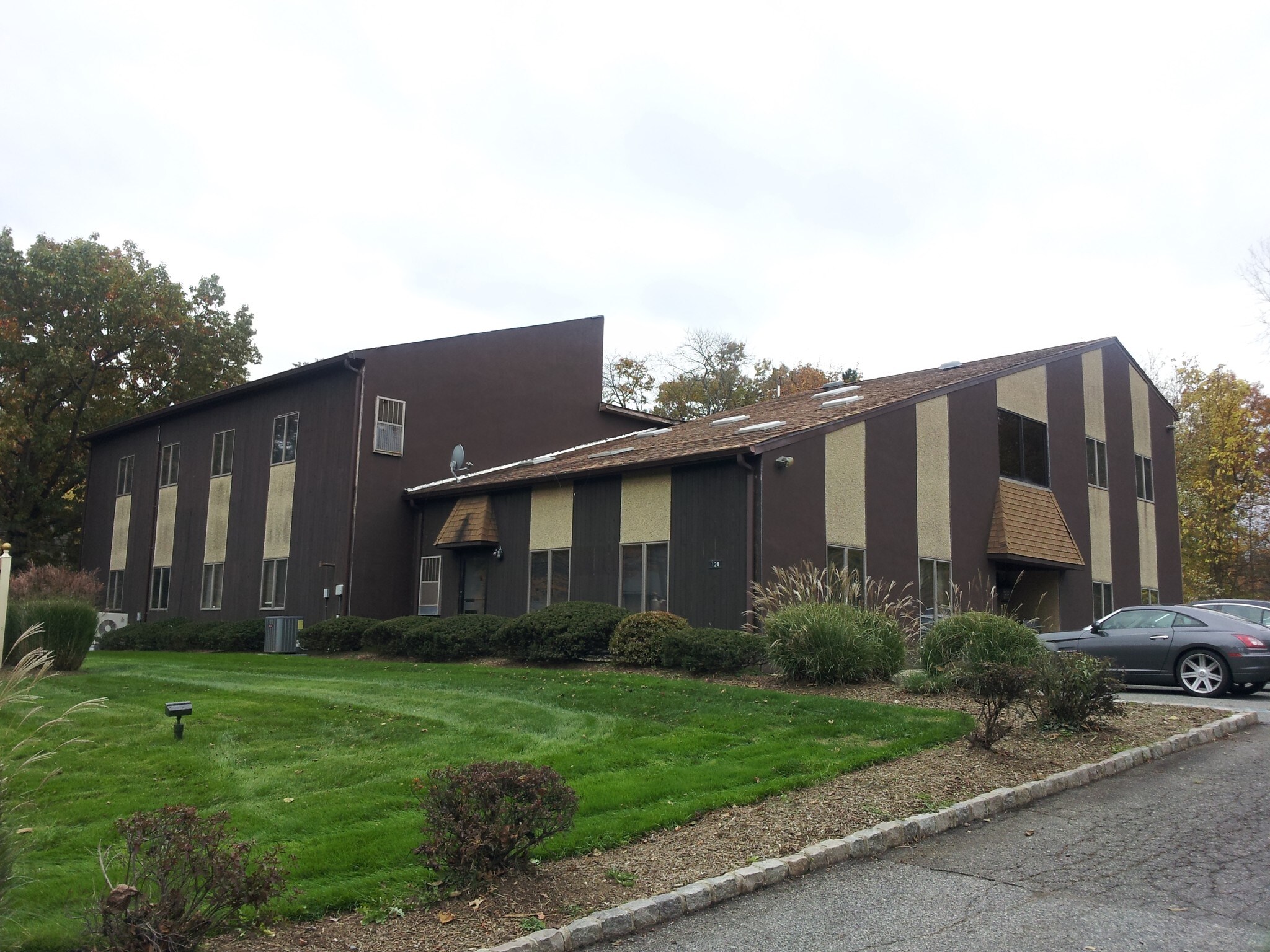 371 Little Falls Rd Ste Unit 4 - wvn76e0