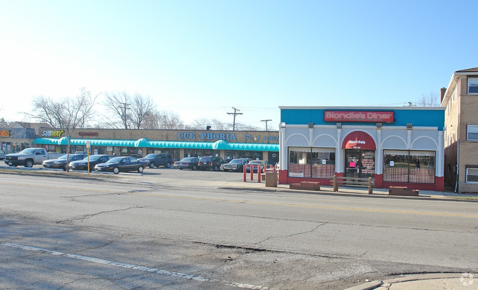 8905-8923 W Grand Ave, River Grove, IL for lease - Building Photo - Image 3 of 4