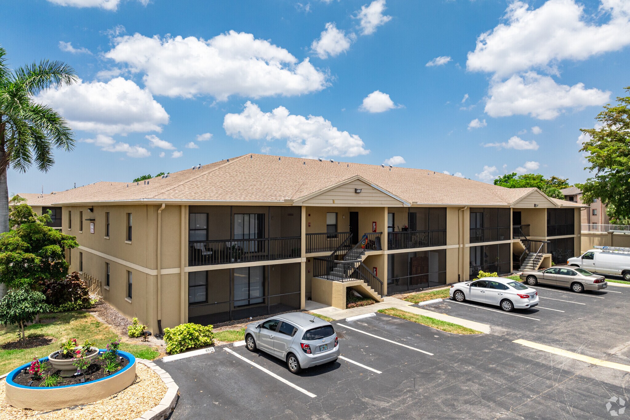 5301-5313 Summerlin Rd, Fort Myers, FL for sale Primary Photo- Image 1 of 1