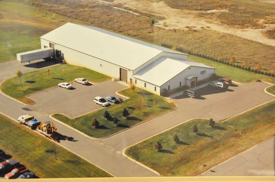 112 Dundas Rd, Monticello, MN for sale - Building Photo - Image 1 of 1