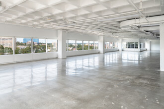 100 First Stamford Pl, Stamford, CT for lease Interior Photo- Image 2 of 5