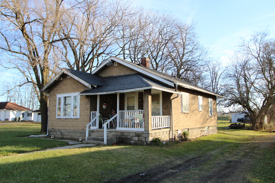 1608 N Elm St, Muncie, IN for sale - Building Photo - Image 2 of 2