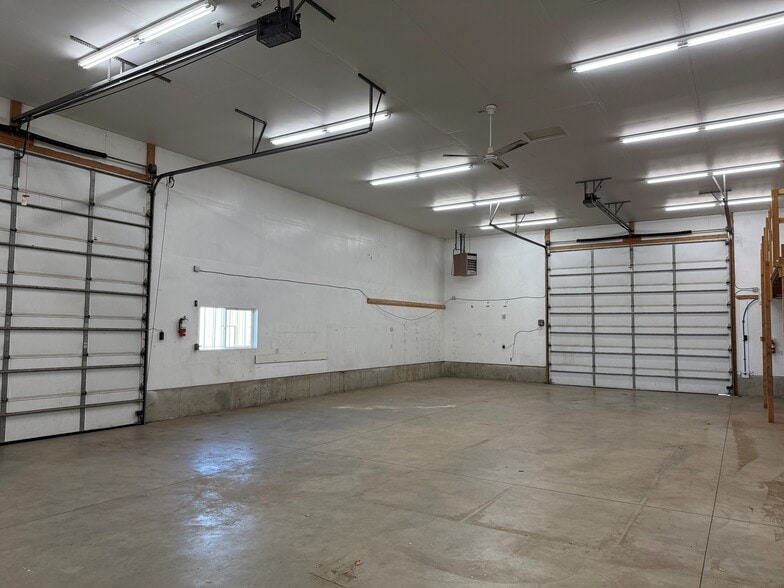 5408 N Freya St, Spokane, WA for lease - Building Photo - Image 3 of 5