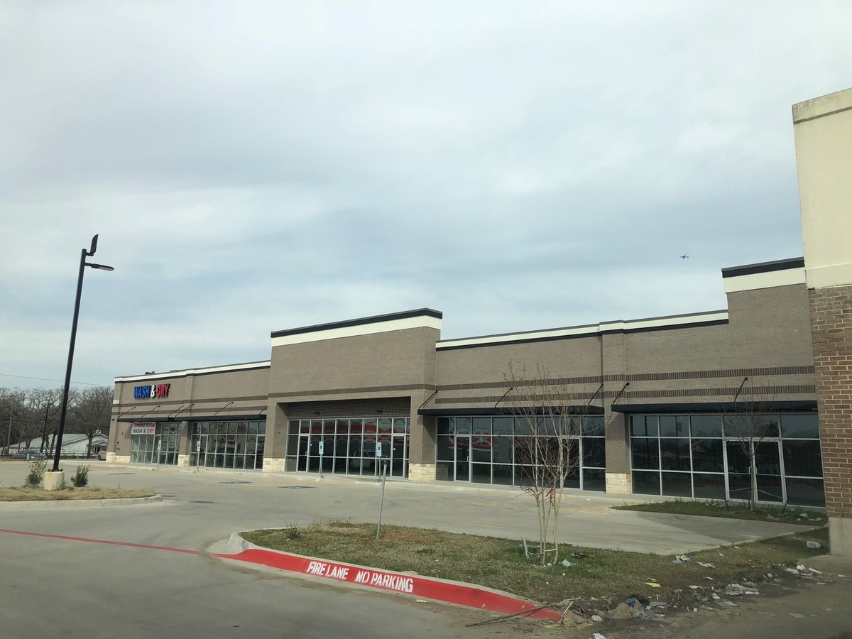 3534 Hickory Tree Rd, Balch Springs, TX 75180