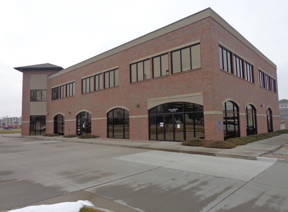 820 N Webb Rd, Grand Island, NE for sale Building Photo- Image 1 of 1