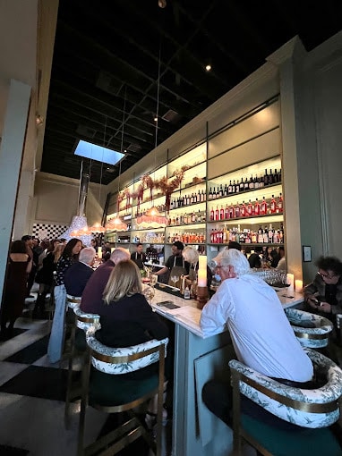 8022 W 3rd St, Los Angeles, CA for lease - Interior Photo - Image 3 of 15