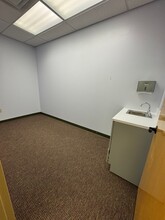 1000 Meade St, Dunmore, PA for lease Interior Photo- Image 2 of 18