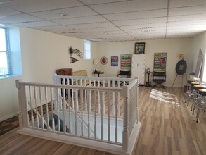 45477 Woodward Ave, Pontiac, MI for lease Interior Photo- Image 2 of 7