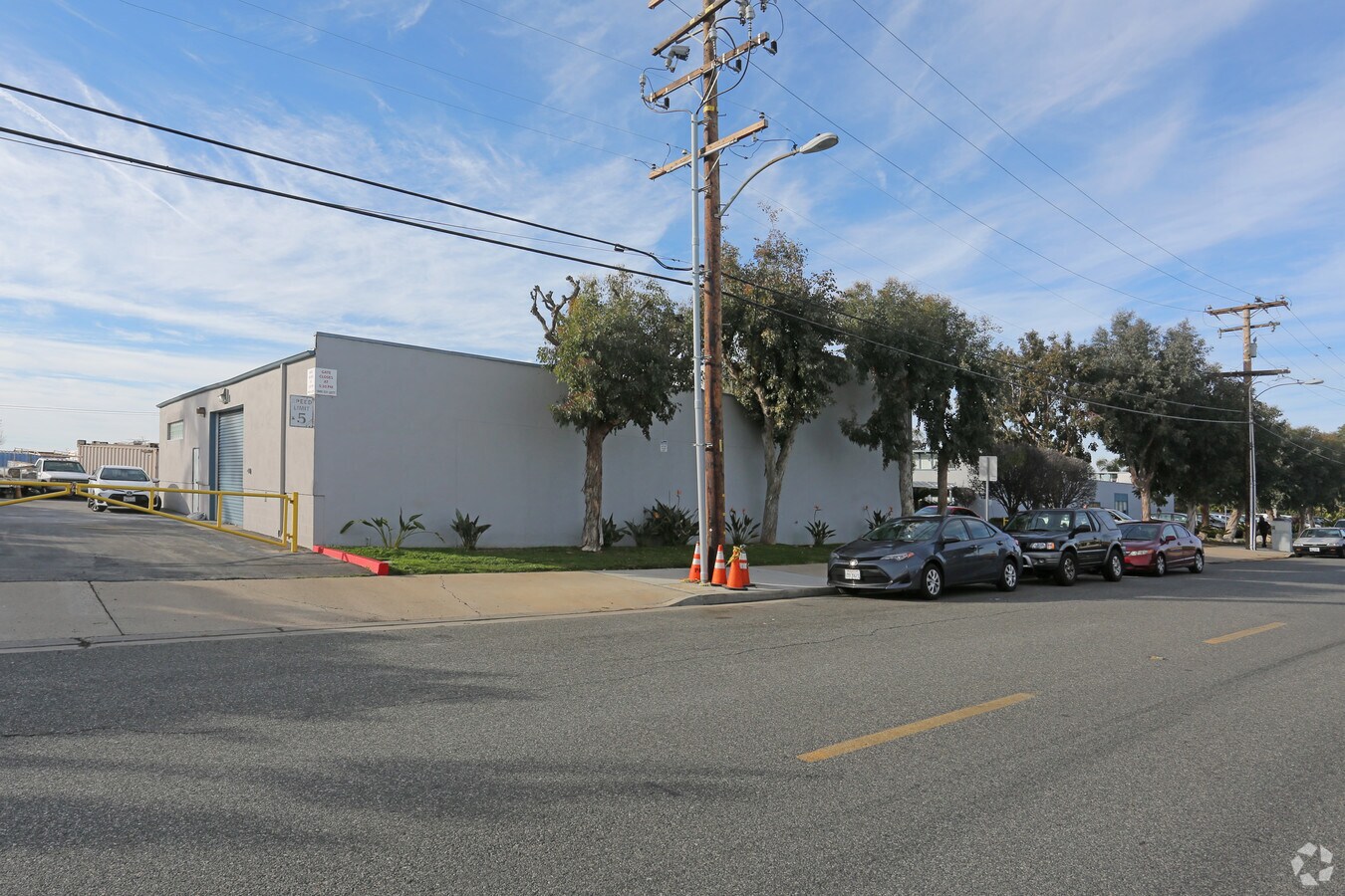 1001 W 17th St, Costa Mesa, CA 92627 Property Record