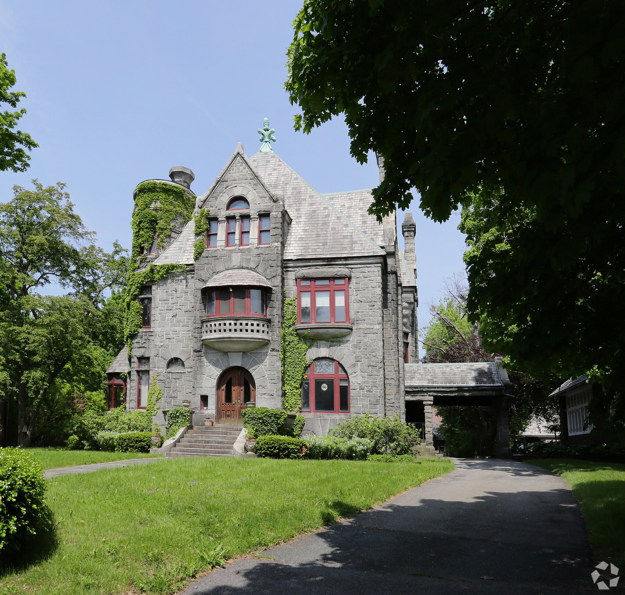 10 Thurlow Ter, Albany, NY for sale Primary Photo- Image 1 of 1