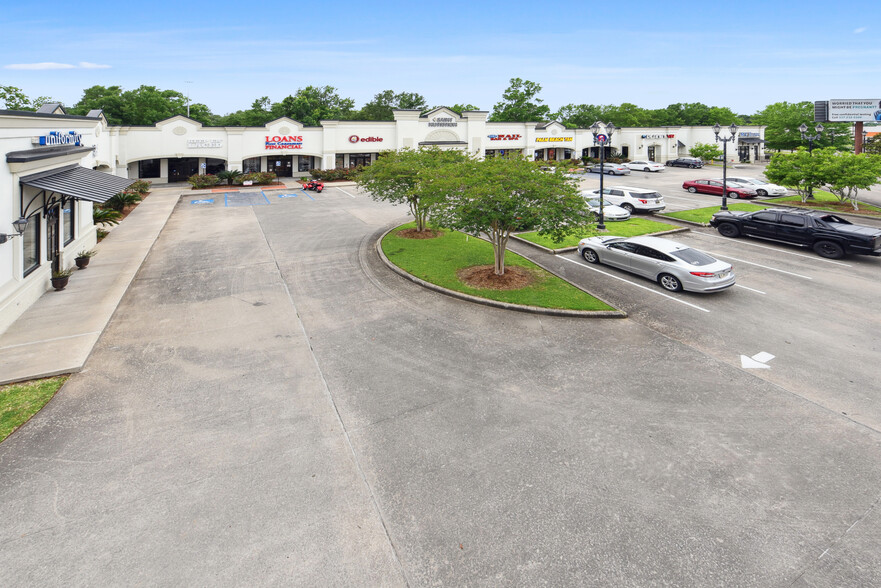 2800 W Pinhook Rd, Lafayette, LA for lease - Building Photo - Image 1 of 8