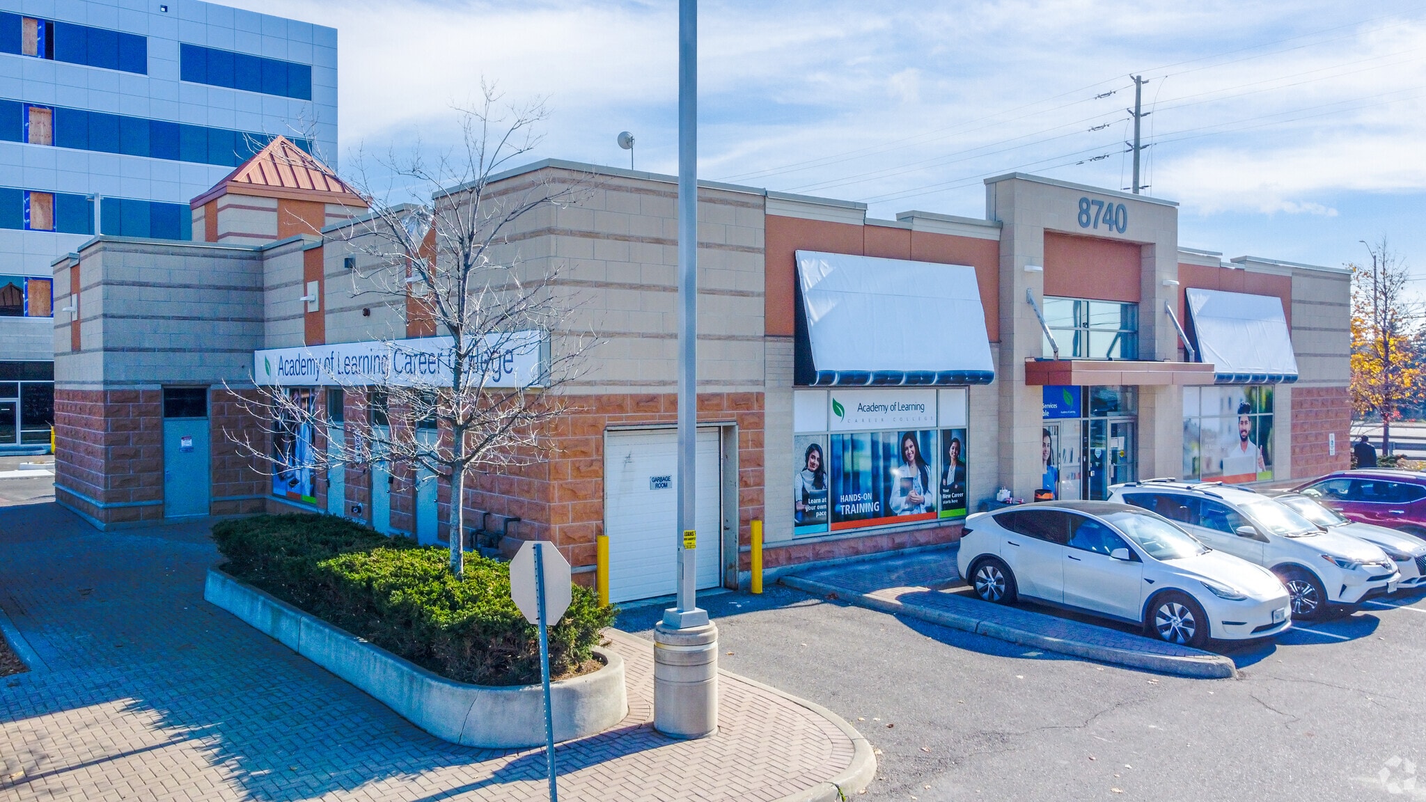 8740 The Gore Rd, Brampton, ON for lease Primary Photo- Image 1 of 5