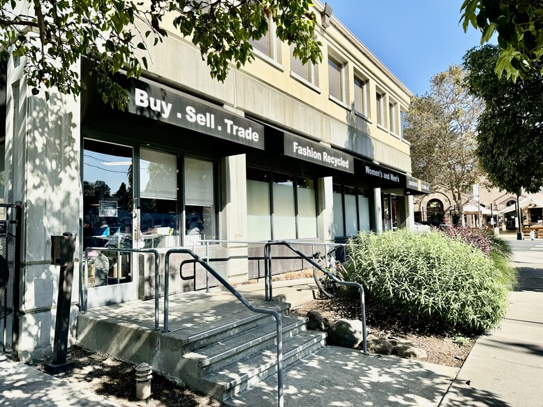 5901 College Ave, Oakland, CA for lease - Building Photo - Image 3 of 3