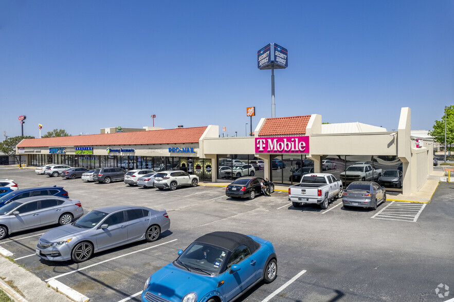 4903-4917 Walzem Rd, San Antonio, TX for lease - Building Photo - Image 1 of 6