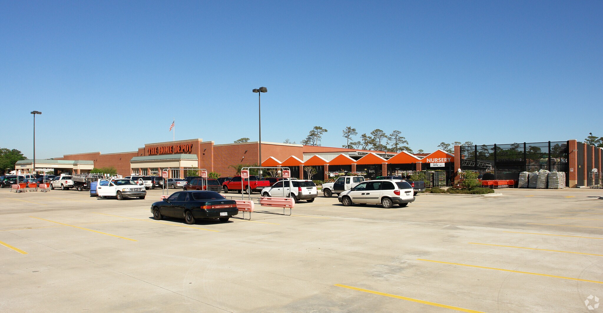 8400 Katy Fwy, Houston, TX for lease Building Photo- Image 1 of 8