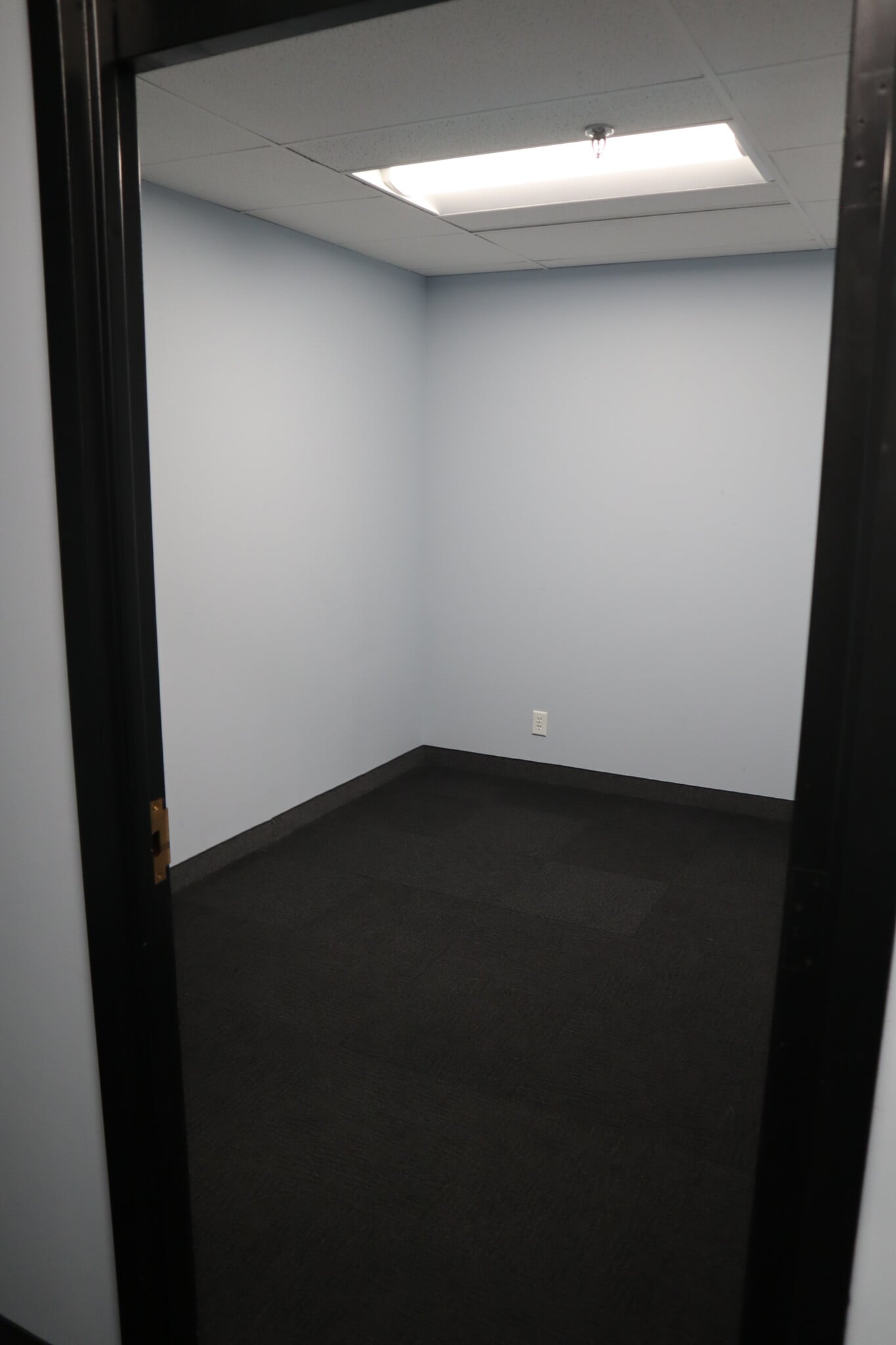 7101 York Ave S, Edina, MN for lease Interior Photo- Image 1 of 2