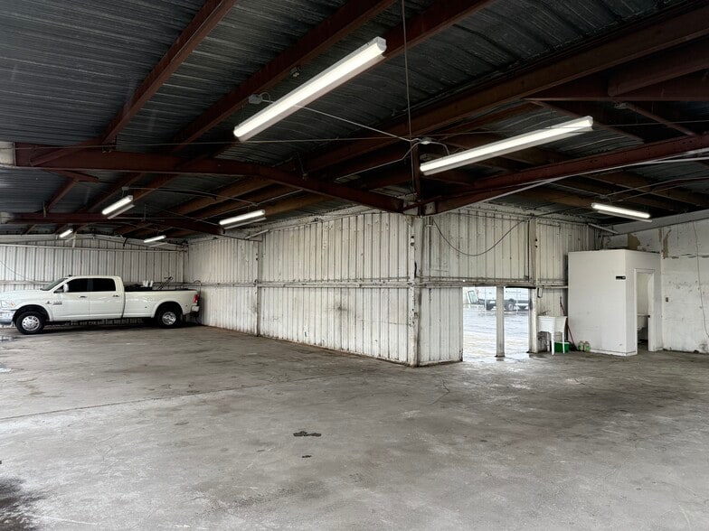 5925 Payton Ave, Riverside, CA for lease - Building Photo - Image 1 of 45