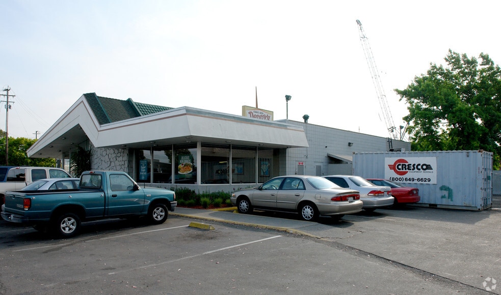 1000 Steele Ln, Santa Rosa, CA for lease - Building Photo - Image 3 of 3