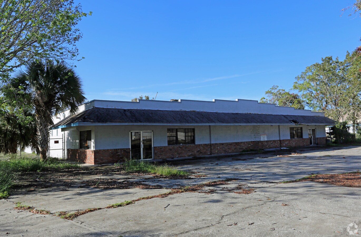 4350 Seaboard Rd, Orlando, FL 32808