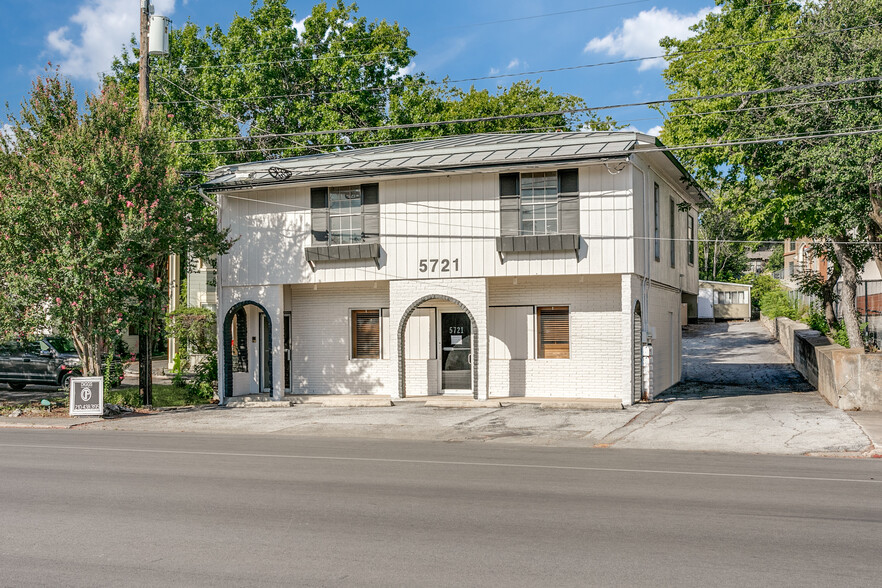 5721 Broadway St, San Antonio, TX for lease - Building Photo - Image 2 of 19