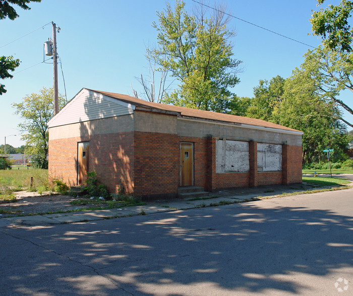 1670 Weaver St, Dayton, OH for sale - Primary Photo - Image 1 of 2